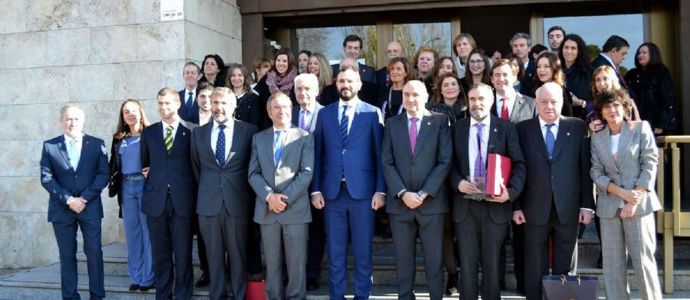 El COF Ciudad Real distingue al farmacutico Flix Garca-Lozano por su dedicacin al inters general de la profesin